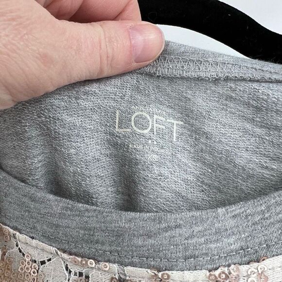 Loft Sequin & Dennis Basso Lace overlay sweatshirt Top XS Sweaters Pullover Gray - Picture 6 of 16